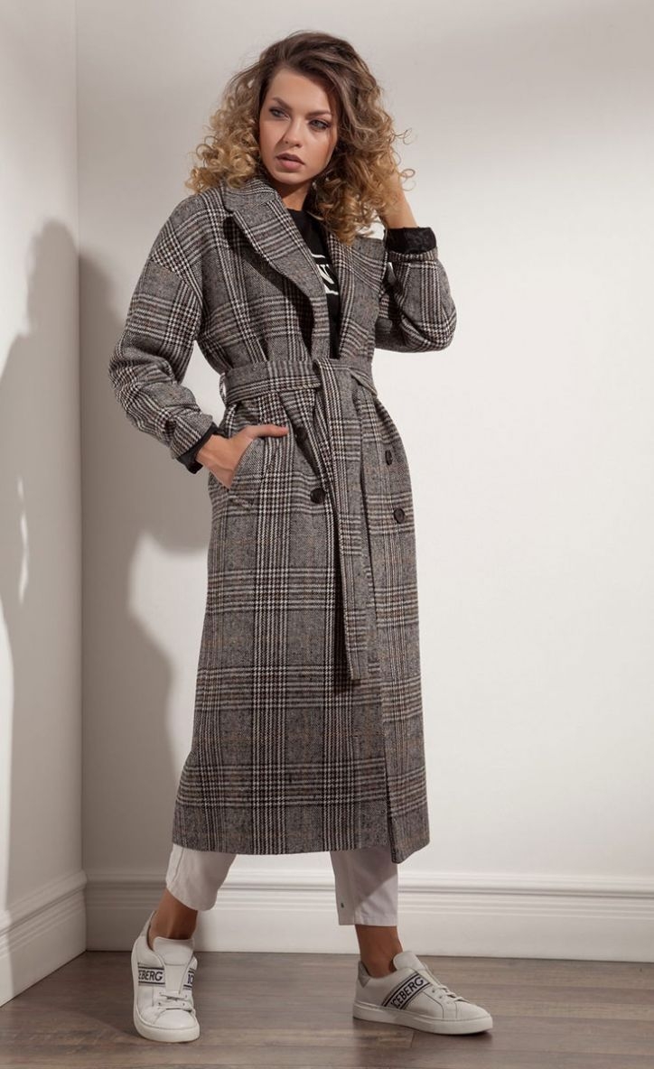 Удлинённое прямое двубортное пальто из пальтовой ткани