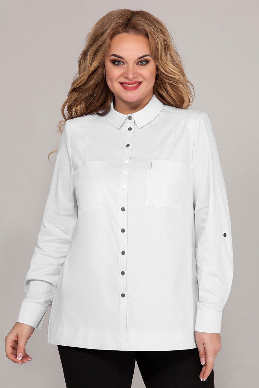 Удлиненная белая рубашка с длинным рукавом