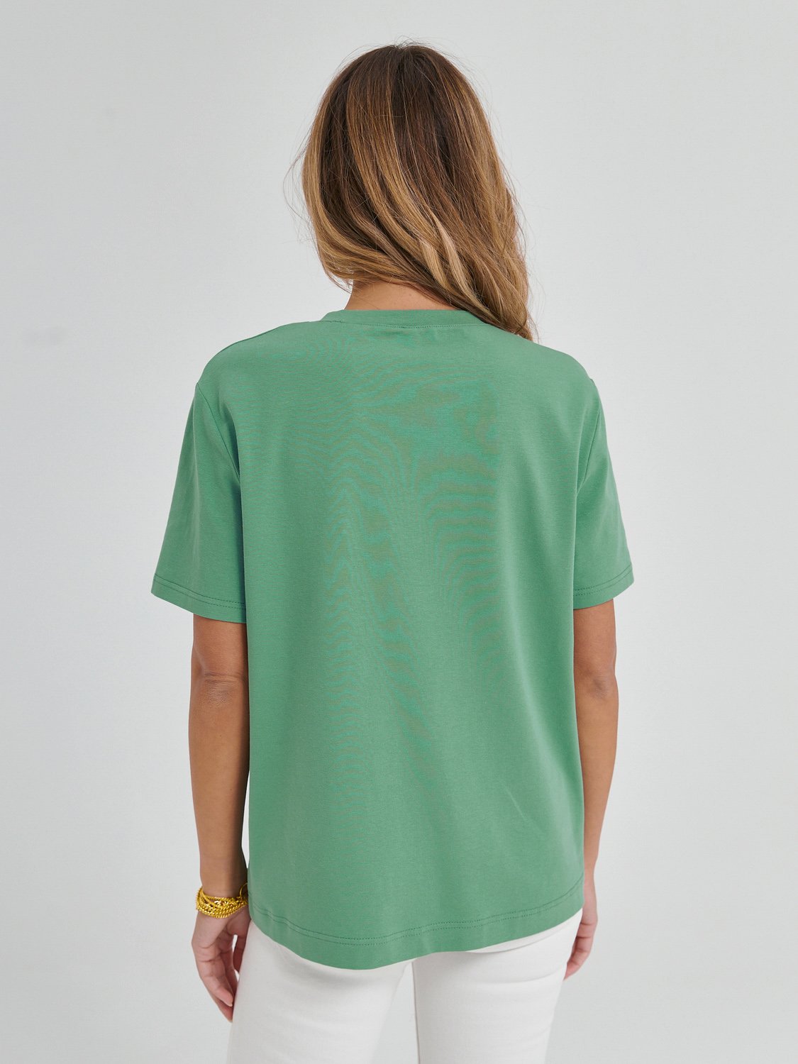 Женская футболка с принтом зеленого цвета