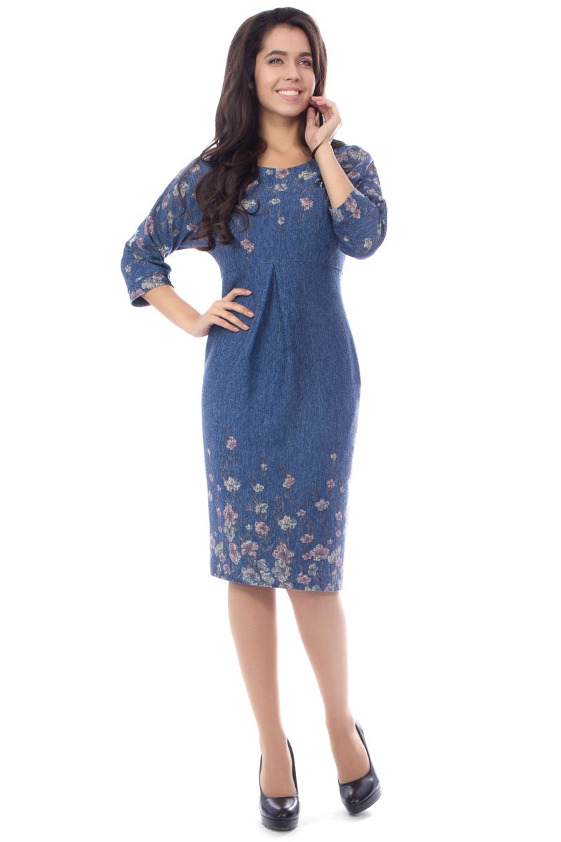 Трикотажное платье синего цвета с завышенной талией